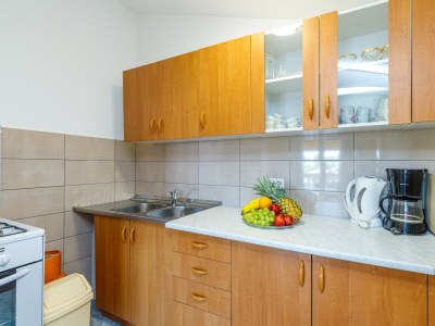 Apartment Vanessa I with Pool - Features photo 17