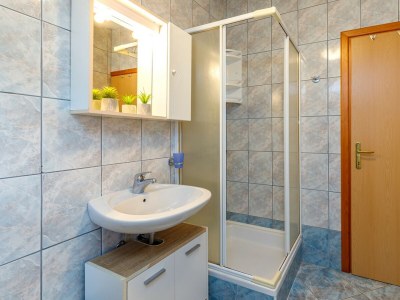 Apartment Vanessa I with Pool - Features photo 25