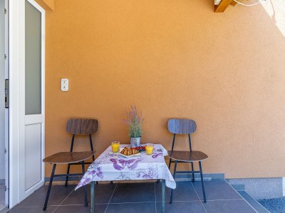 Apartment Vanessa II with  Pool - Outdoor photo 9