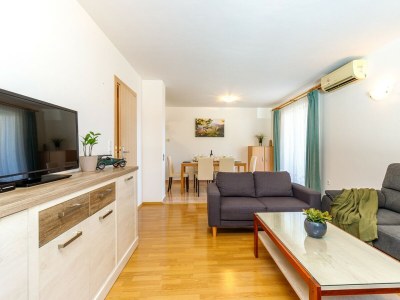 Apartment Vanessa II with  Pool - Features photo 24