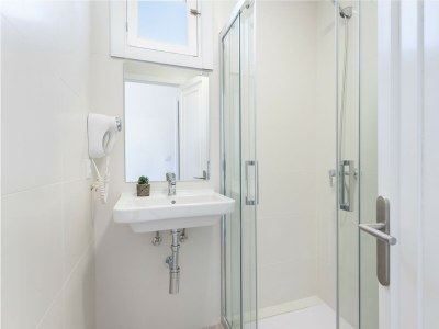 Apartment Hostal Talamanca Hab. Individual - Features photo 13