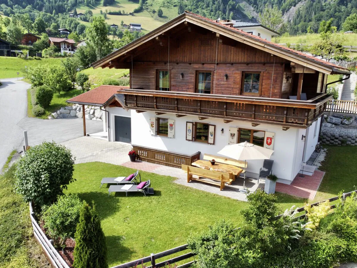 Chalet Chalet in the village