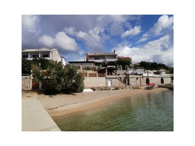 Holiday apartment Please provide the INPUT text for translation. - Outdoor photo 3