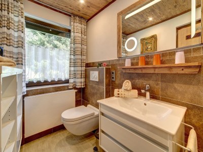 Holiday apartment 14 with panoramic balcony and lake view - Features photo 27