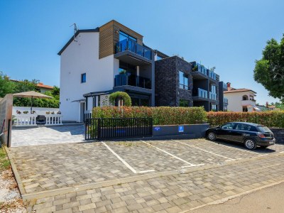 Apartment Apartment Vedran with heated pool, in  Porec - Outdoor photo 9