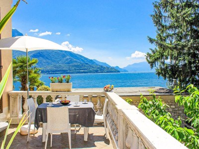 Holiday apartment Palazzina GiardinoLago: Bianco in Gravedona ed Uniti - Holiday apartment