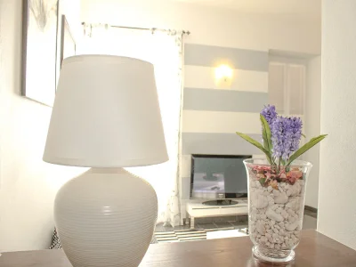 Holiday apartment Palazzina GiardinoLago: Bianco - Features photo 14