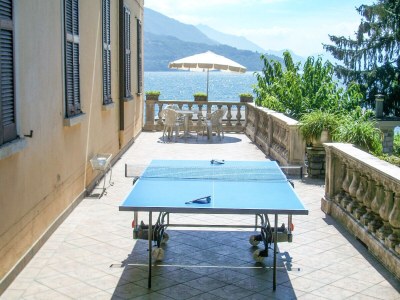 Holiday apartment Palazzina GiardinoLago: Bianco - Environment photo 19