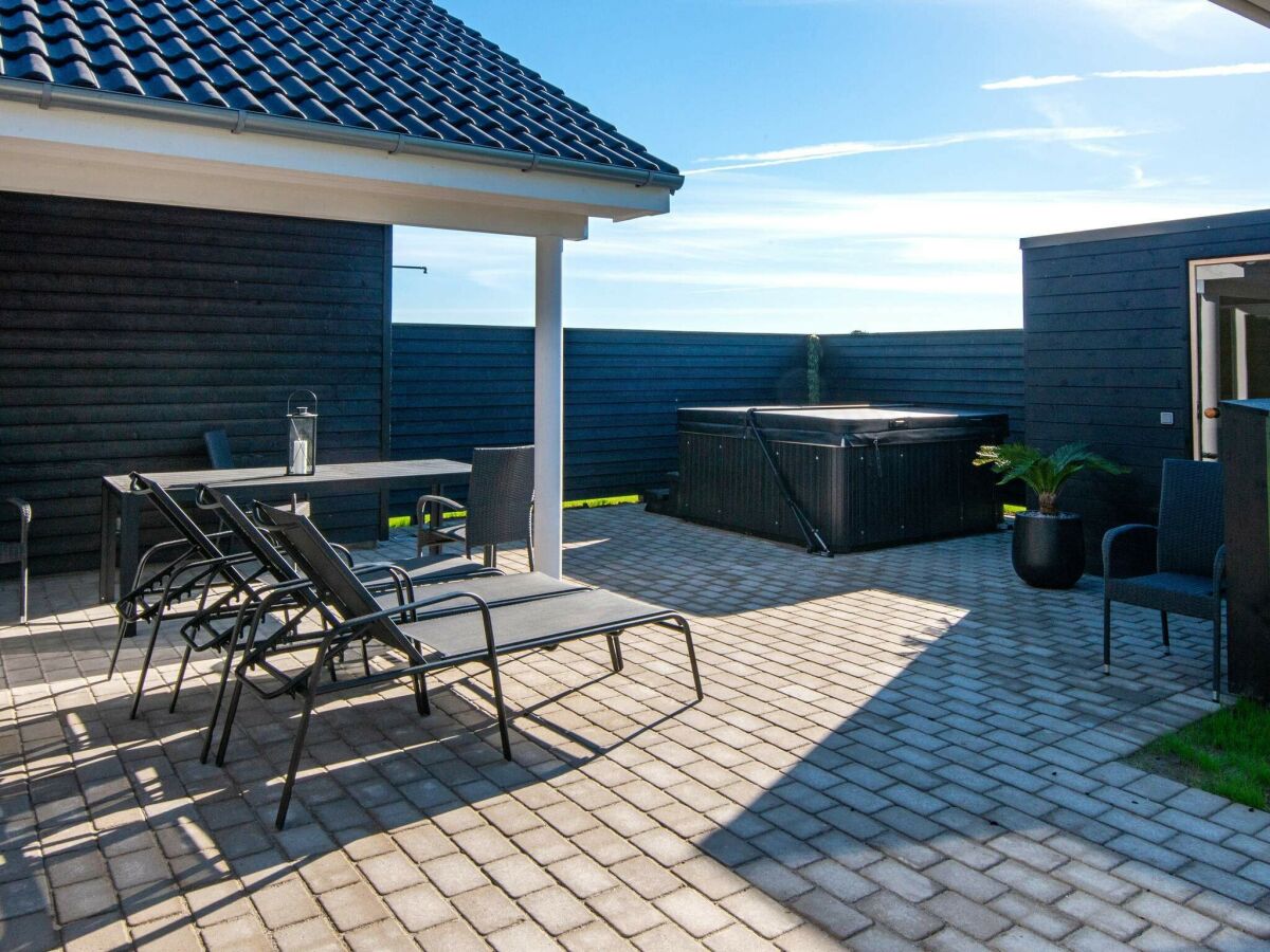 Holiday house Luxus-Ruckzug in Mommark -- By Traum Ferienwohnungen - Outdoor photo 4