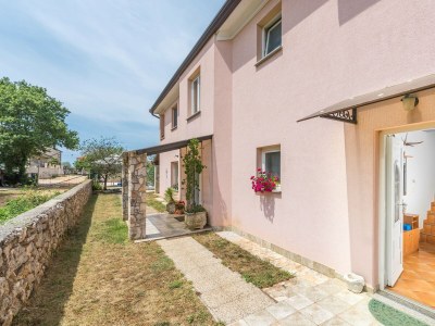 Holiday apartment Cerin with Private Pool - Outdoor photo 4