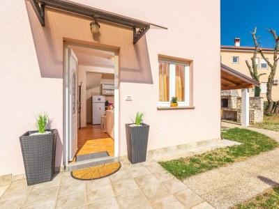 Holiday apartment Cerin with Private Pool - Environment photo 24