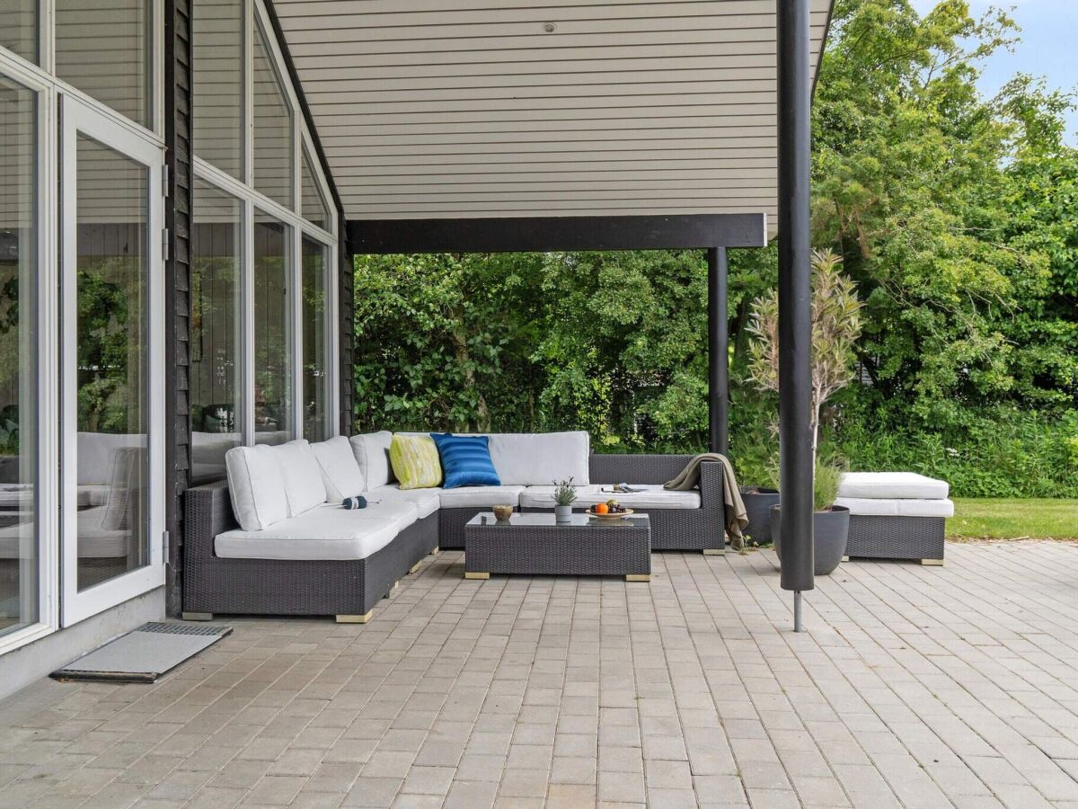 Holiday house Luxurioser Ruckzug mit Pool -- By Traum Ferienwohnungen - Outdoor photo 5