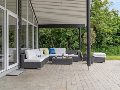 Holiday house Luxurioser Ruckzug mit Pool -- By Traum Ferienwohnungen - Outdoor photo 5