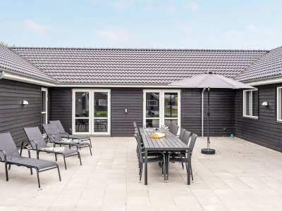 Holiday house Luxury Beach House for 20 - By Traum Ferienwohnungen - Outdoor photo 11