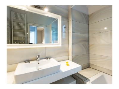 Holiday house Chalet Sunny - Watch video | Pool & Sea view - Features photo 14