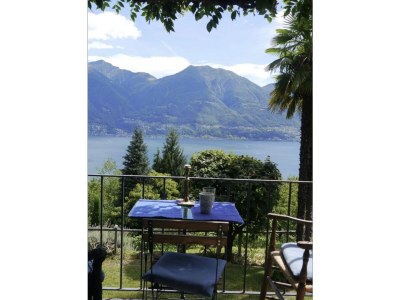 Holiday apartment Mimosa in a natural paradise above Lake Maggiore - Outdoor photo 4