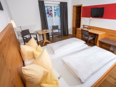 Holiday room Doppelzimmer "1"  mit DU/WC - Features photo 36