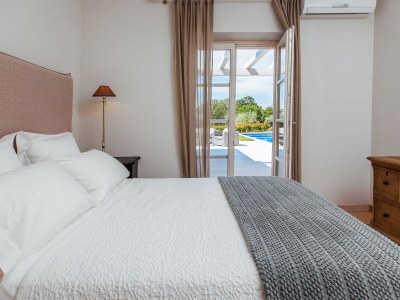 Villa with pool and sea view in Krk - Features photo 14