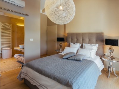 Villa with pool and sea view in Krk - Features photo 23