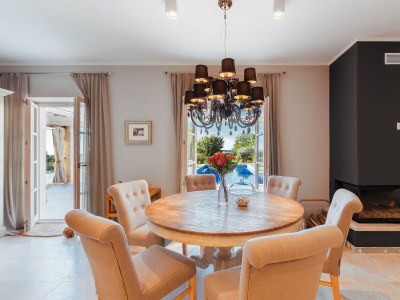 Villa with pool and sea view in Krk - Features photo 31