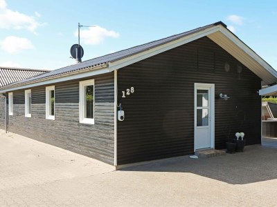 Holiday house 10 Personen Ferienhaus in Hadsund-By Traum in Als - Holiday house