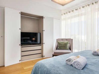 Villa Design Villa OCV - Heated Pool and Jacuzzi - Features photo 21