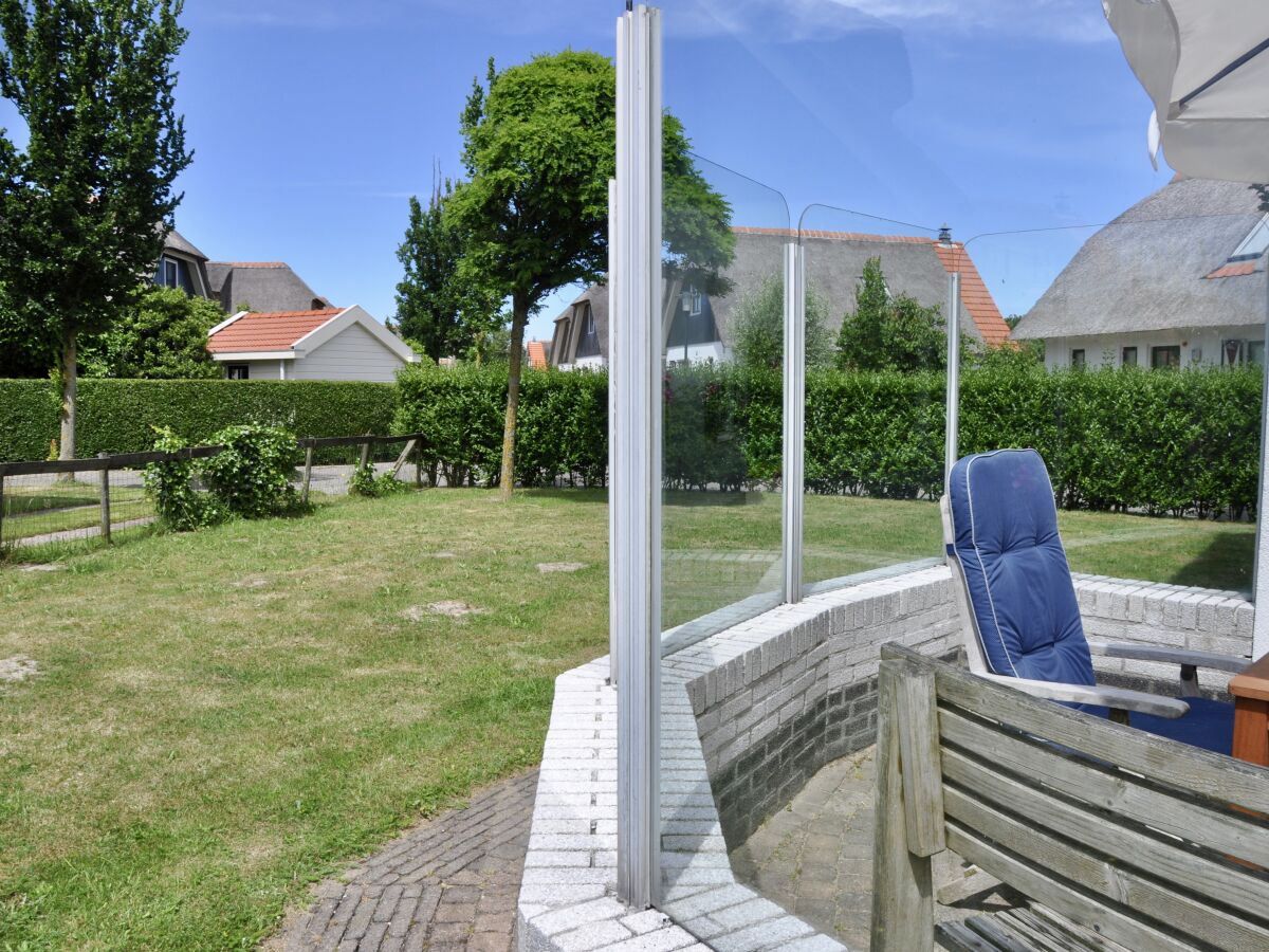 Holiday house Buitenplaats 86 - Outdoor photo 5