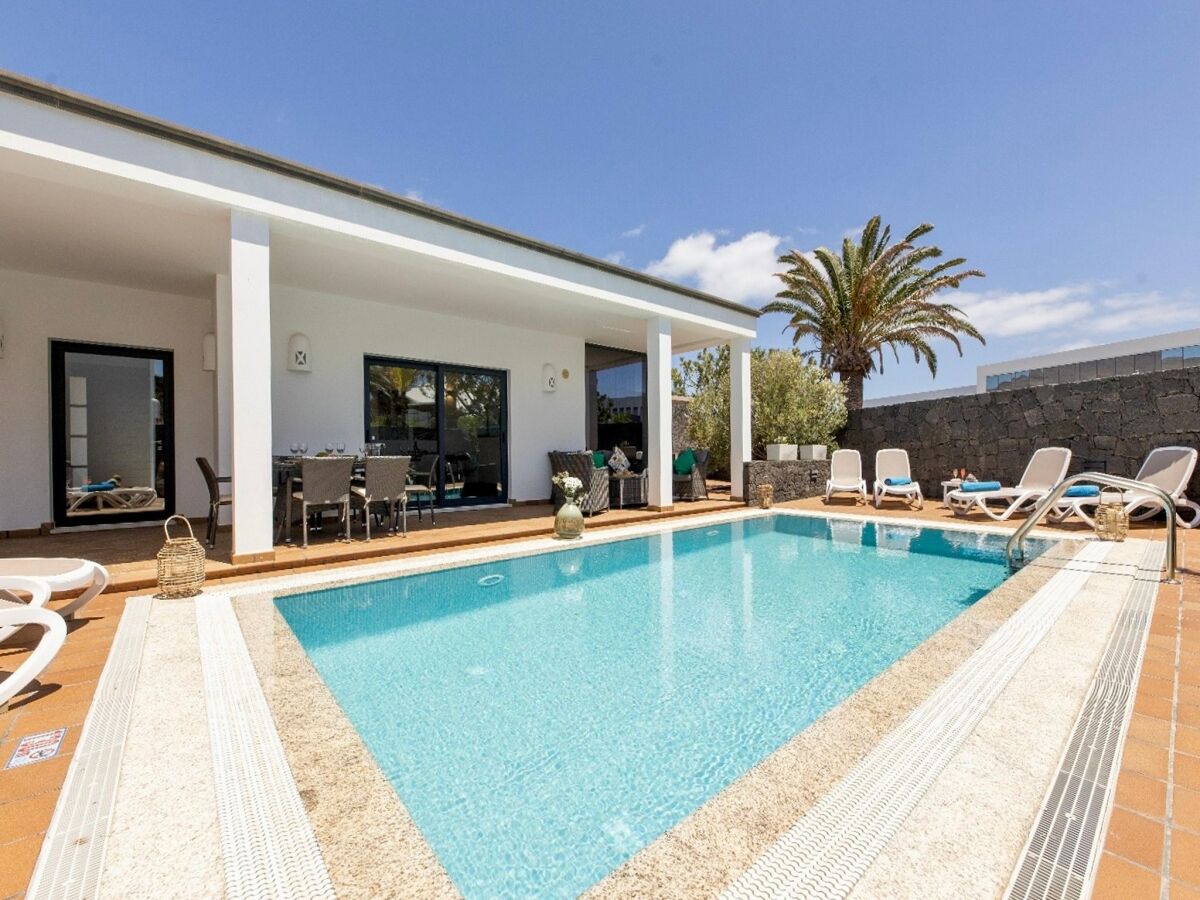 Holiday house Private Pool in Playa Blanca - Outdoor photo 5