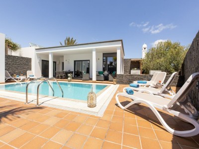 Holiday house Private Pool in Playa Blanca - Outdoor photo 9