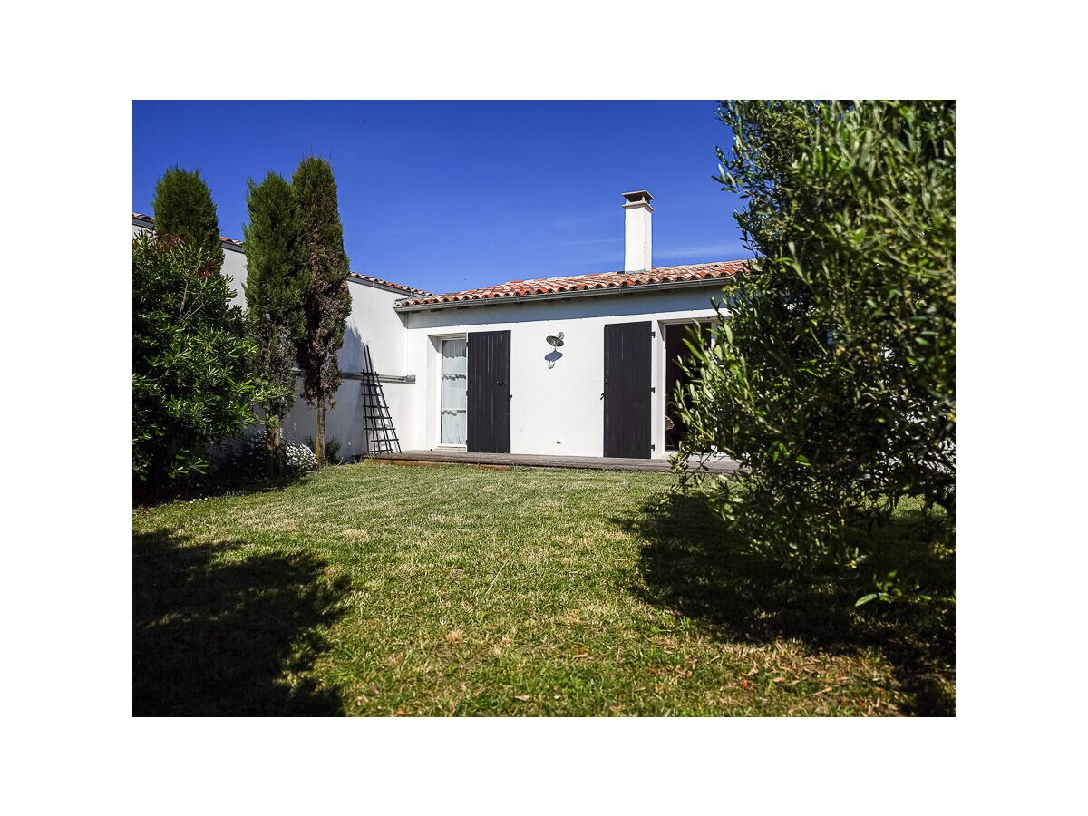 Holiday house Le Patio des frênes - Outdoor photo 5