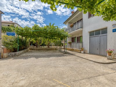 Apartment Mirijana in Tar - Environment photo 17