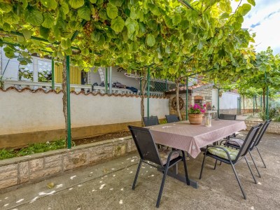 Apartment Mirijana in Tar - Environment photo 18