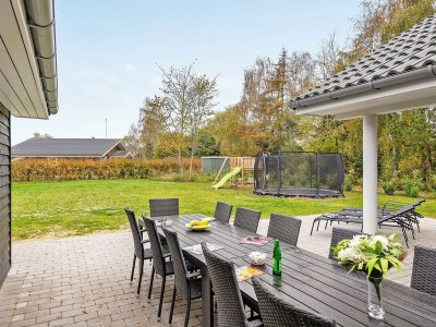 Holiday house Luxus-Retreat mit Pool -- By Traum Ferienwohnungen - Outdoor photo 26