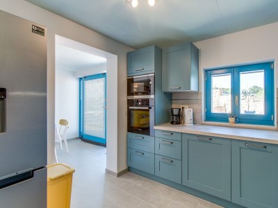 Holiday house DELPHINE with pool - Features photo 8