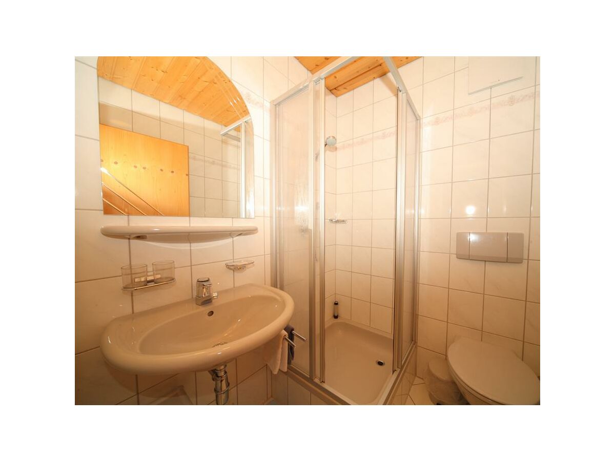 Holiday room Doppelzimmer mit Dusche, Bad, WC - ÜF - Outdoor photo 4