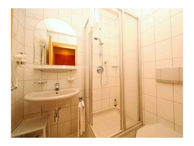 Holiday room Doppelzimmer mit Dusche, Bad, WC - ÜF - Outdoor photo 22