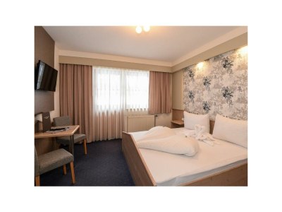 Holiday room Dreibettzimmer mit Bad, WC - ÜF - Outdoor photo 17