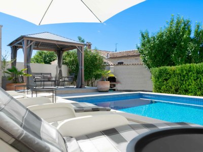 Villa Martin | Countryside Retreat with Pool - Outdoor photo 2