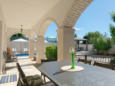 Villa Martin | Countryside Retreat with Pool - Outdoor photo 4