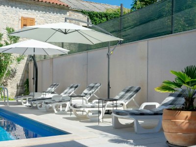 Villa Martin | Countryside Retreat with Pool - Outdoor photo 15