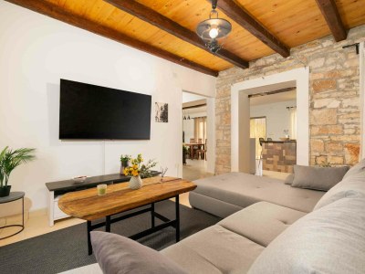 Villa Martin | Countryside Retreat with Pool - Features photo 26