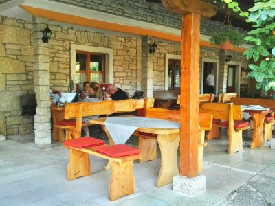 Villa Martin | Countryside Retreat with Pool - Environment photo 38