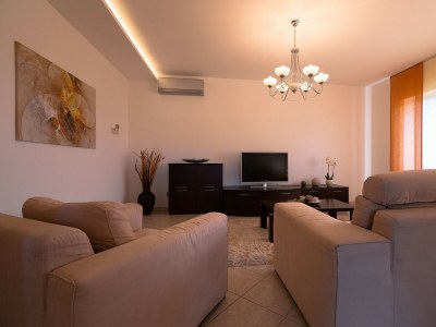 Holiday apartment Silvia II with Private Pool - Features photo 9