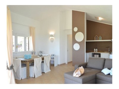 Holiday house Villa Bianca ...and a heart shaped pool! - Features photo 18