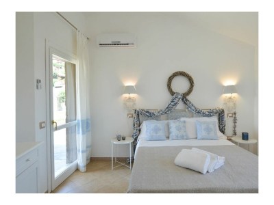 Holiday house Villa Bianca ...and a heart shaped pool! - Features photo 29