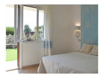 Holiday house Villa Bianca ...and a heart shaped pool! - Features photo 31