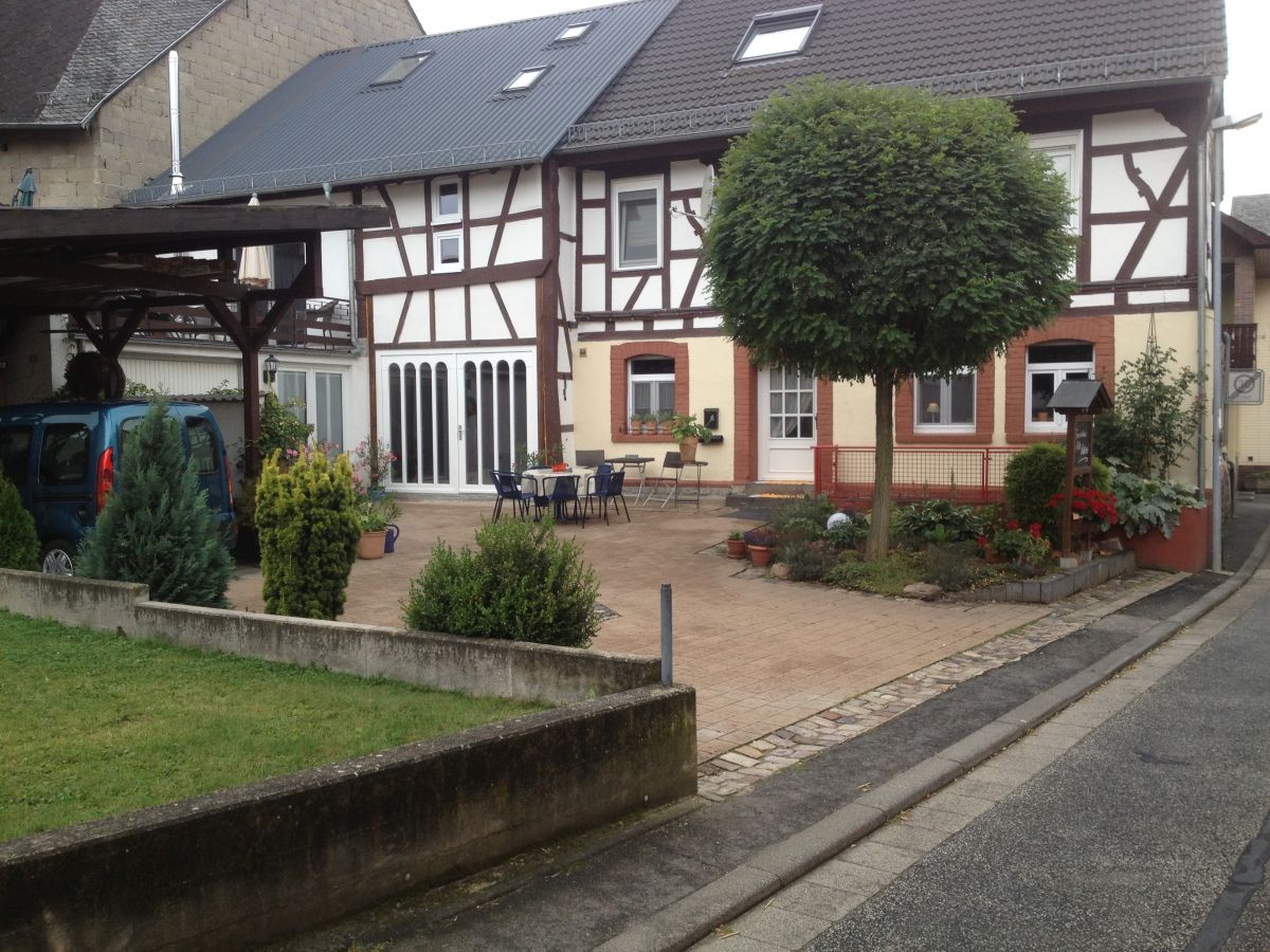 Holiday house "Alte Molkerei" - Outdoor photo 2