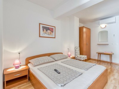 Apartment One-Bedroom Silva II - Features photo 14