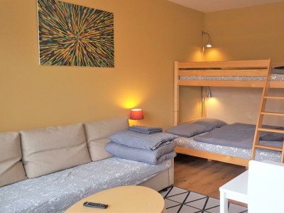 Apartment Appartement/Fewo, Dusche, WC, Wohn-/Schlafraum - Outdoor photo 13