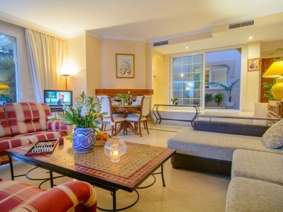 Villa Beachfront heated pool - Features photo 7